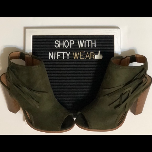 Shoes - Jade green high heels